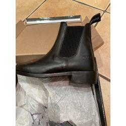 Toggi Ottawa Jodhpur Boots Size 12
