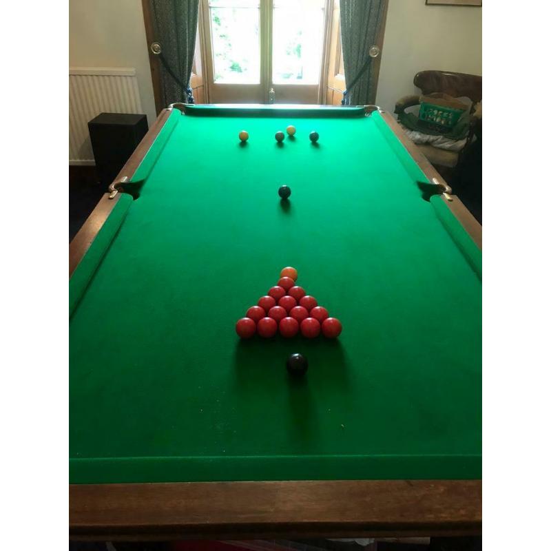 8?6 x 4?6 slate bed snooker/pool table *SOLD!*