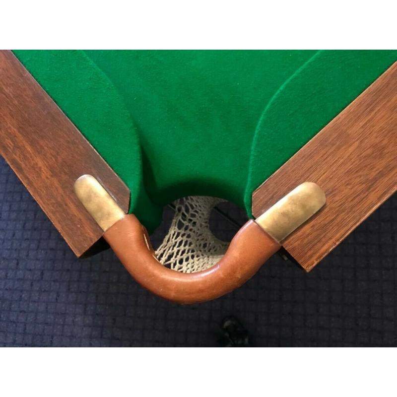 8?6 x 4?6 slate bed snooker/pool table *SOLD!*
