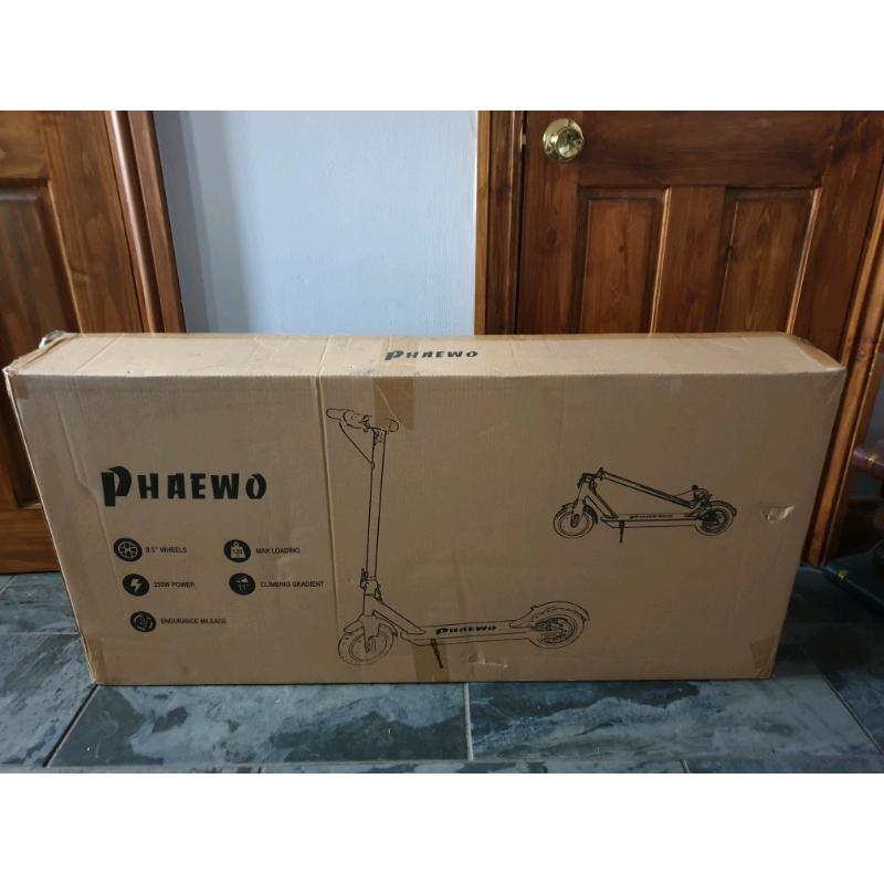 Phaewo electric scooter Brand new unopened box