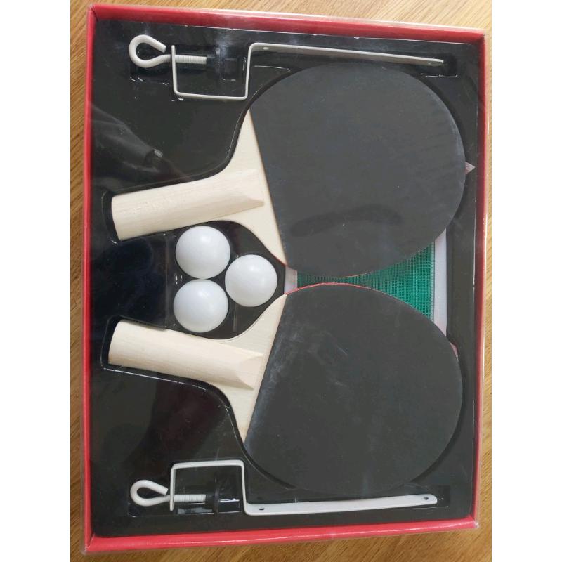 Table tennis set - bats, balls, net