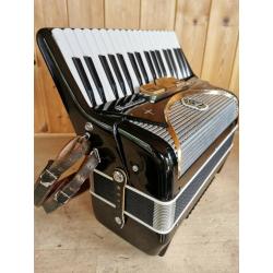 Settimio Soprani, 2 Voice (LM), 72 Bass, Piano Accordion. Online Lessons Available.