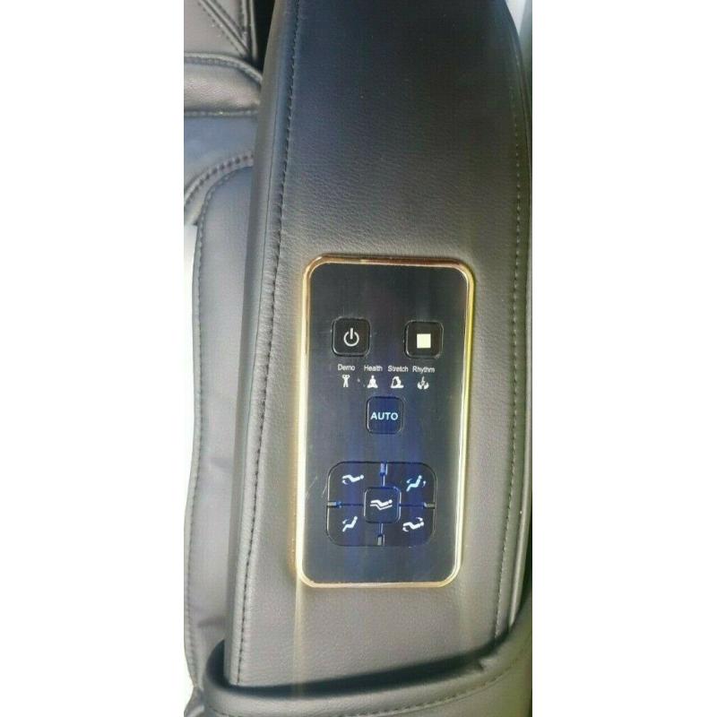 Weyron King Royal Massage Chair with Head and Eye Massager
