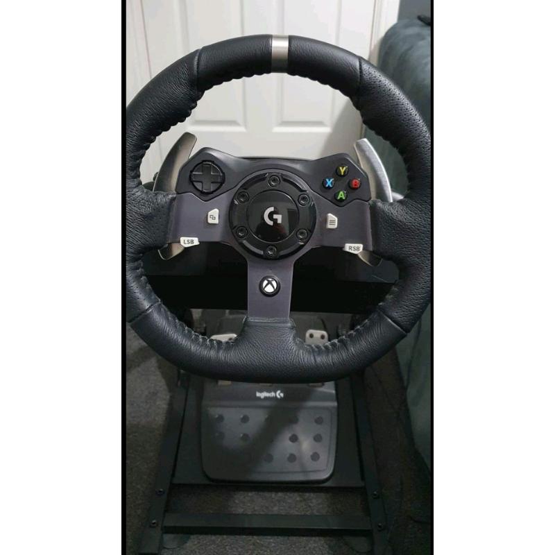 Logitech G920 Wheel and stand