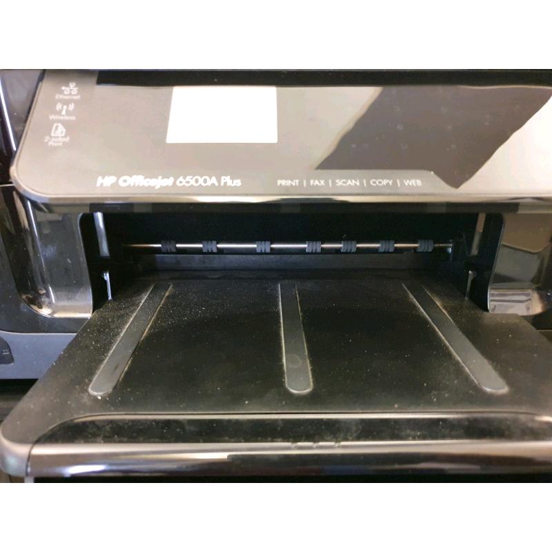 HP Printer Plus 6500A like NEW .