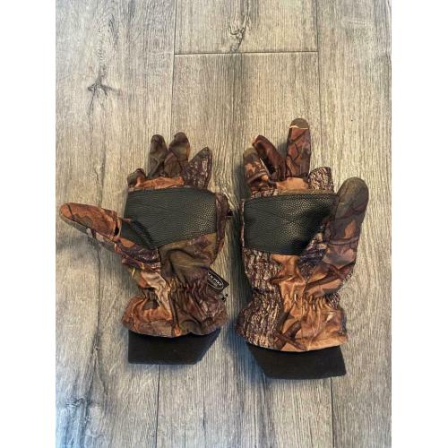 Winter fishing gloves