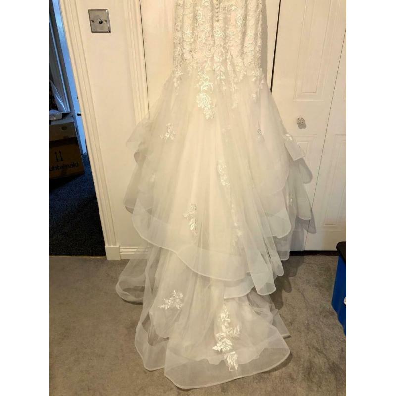 Wedding Dress Never Worn
