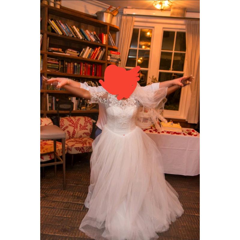 White Wedding dress &Viel