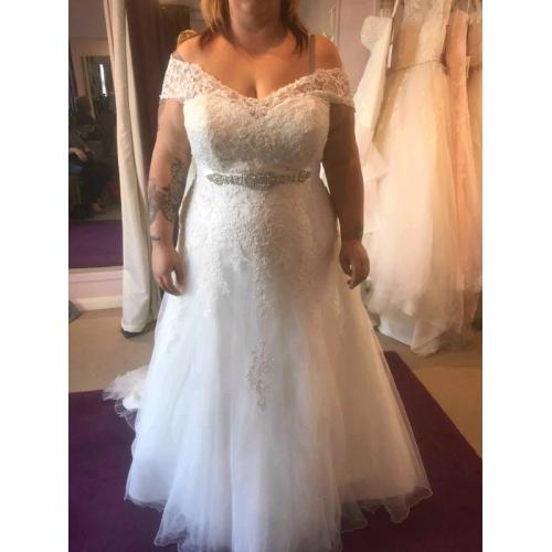 Wedding dress