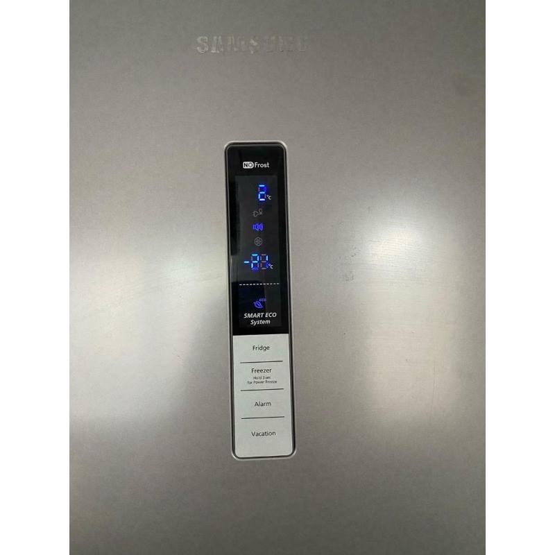 Samsung Fridge Freezing - fully working