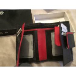 BOXED LEATHER PURSE