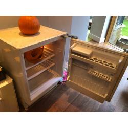 Integrated fridge