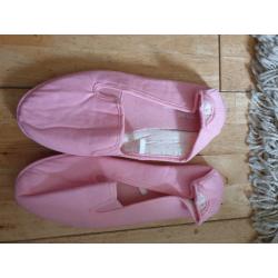 BRAND NEW shoes size 1