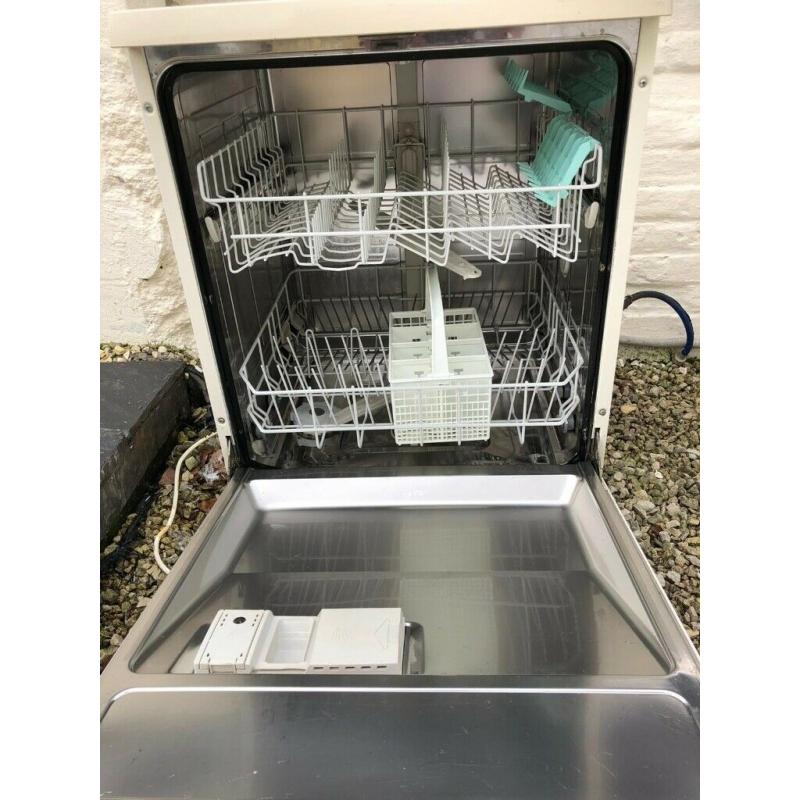 HOTPOINT AQUARIUS DISHWASHER