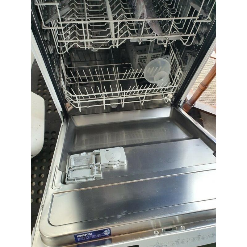 Beco 1530 Dishwasher. Used three times