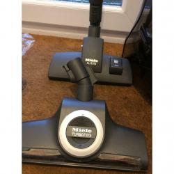 Miele blizzard CX1