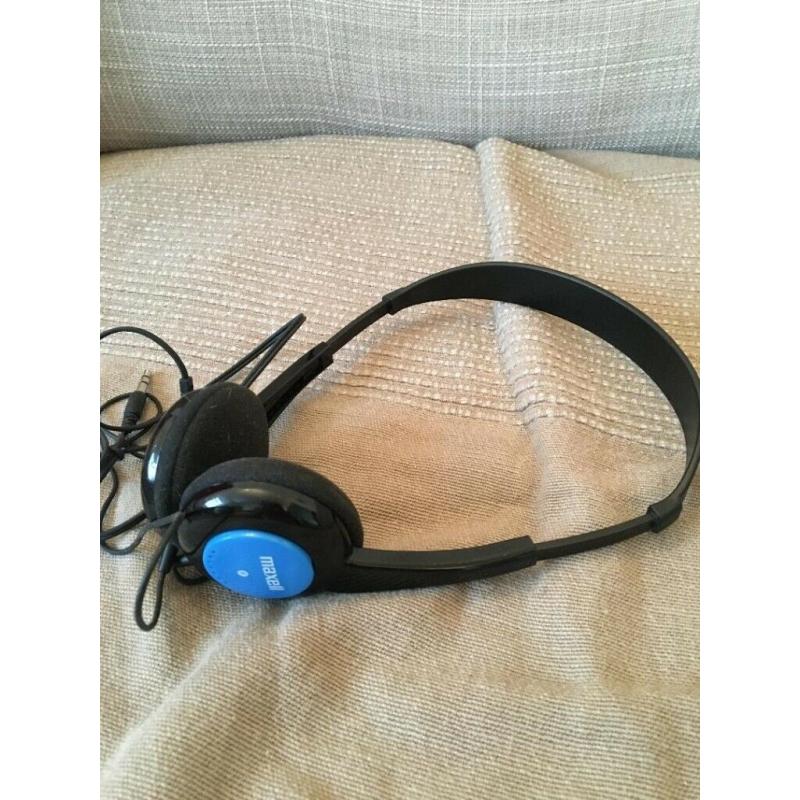 CHILD'S HEADPHONES Maxell - FREE - COLLECTION ONLY