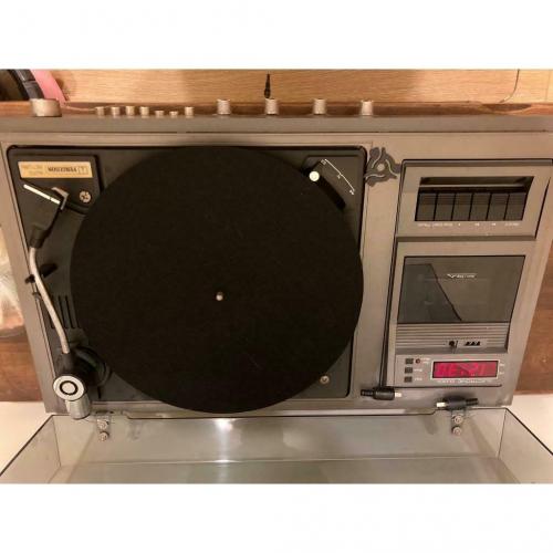 Record player
