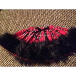 2 Baby Girls Handmade Christmas Skirts Tartan with Fur around Bottom 1-2 Years like new wil post
