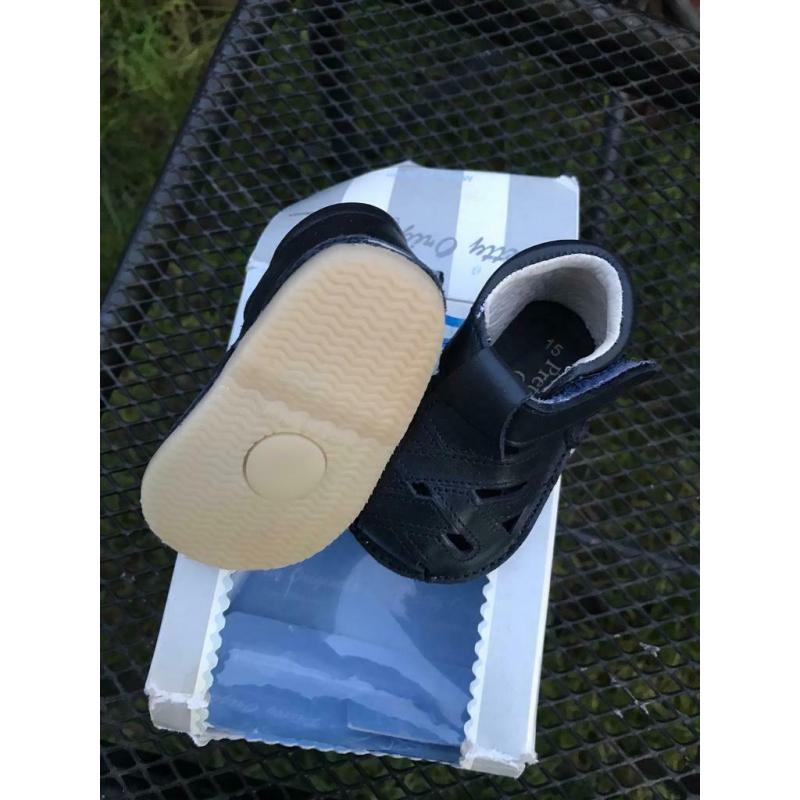 Baby shoes