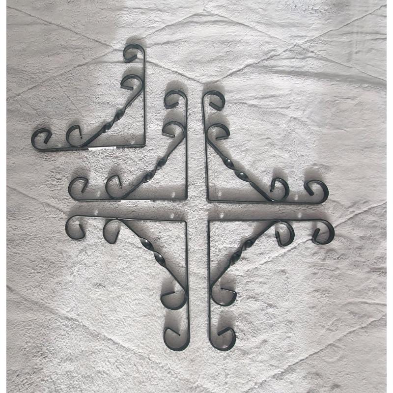 Shelving Black Metal brackets x5