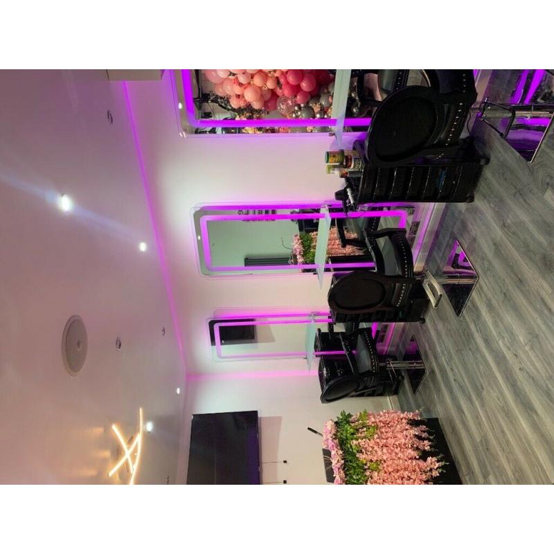 Hair Salon (N?Luxe)