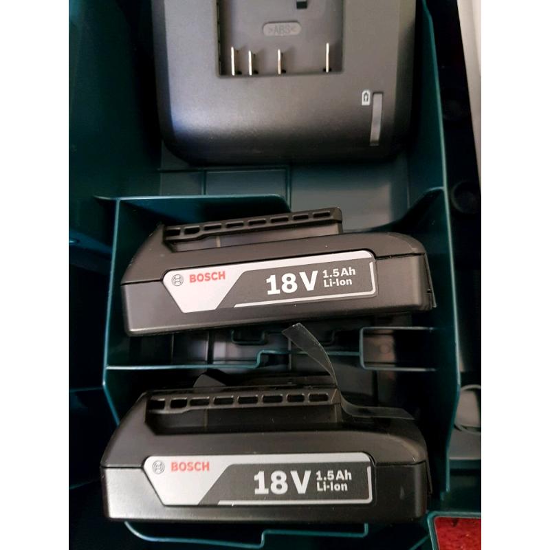 BOSCH PROFESSIONAL COMBI DRILL BRAND NEW +CHARGE+2 BATTERY