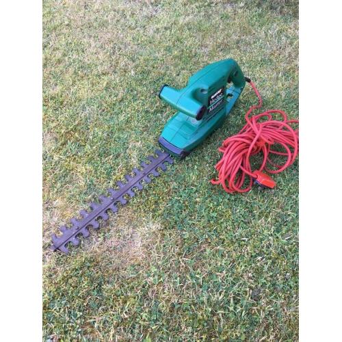 QUALCAST HEDGE TRIMMER