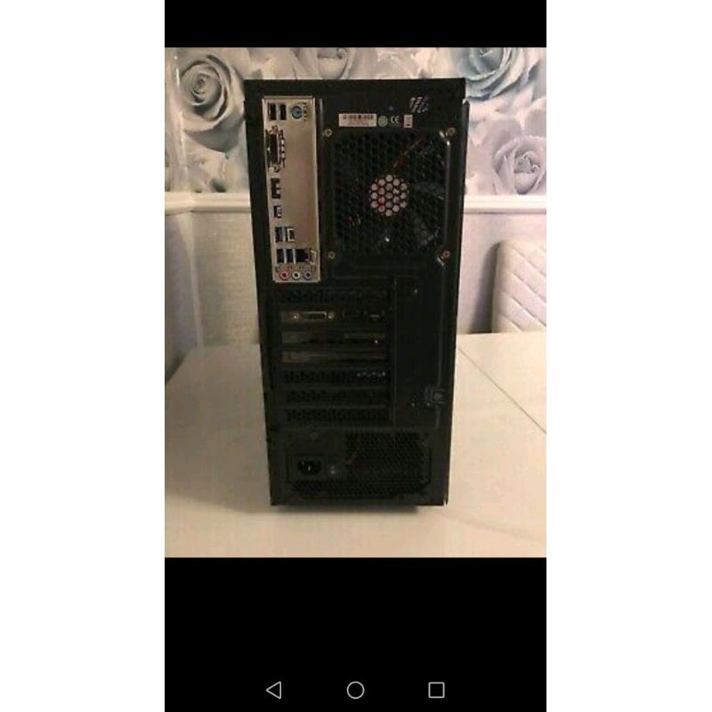 Gaming PC Ryzen 5 2600 Gtx 1660 with HP 144hz monitor Anne Pro 2 and Z