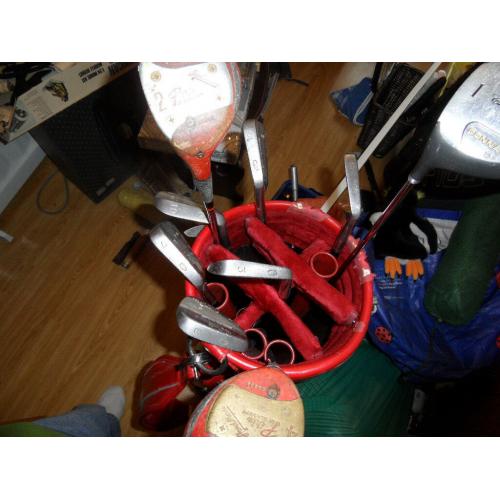 Mixed set left hand clubs and bag