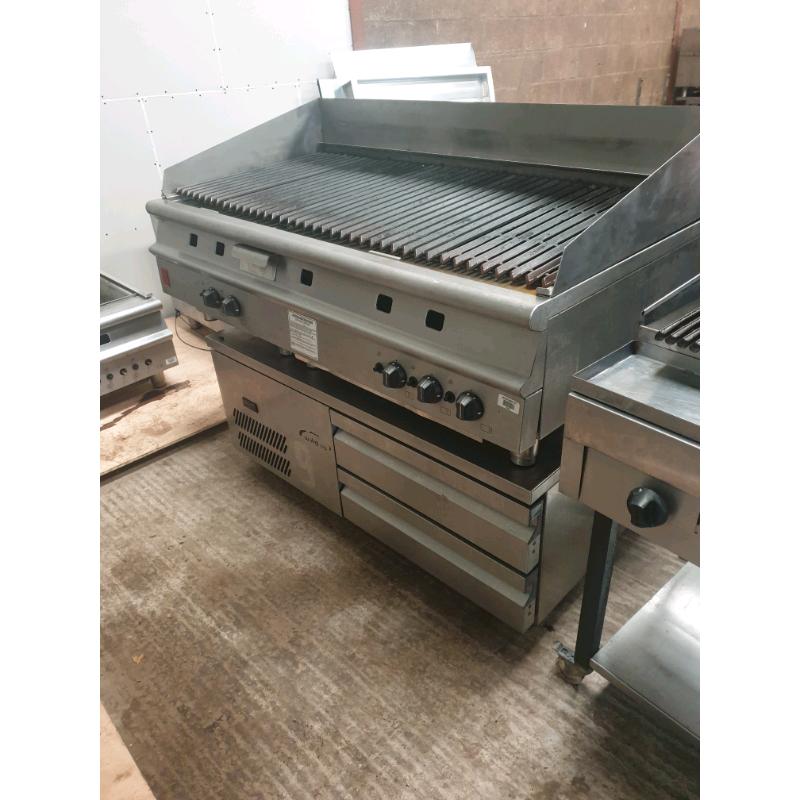 Falcon gas grill 5 burner with fridge