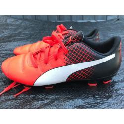 kids size 3 nike Football boots