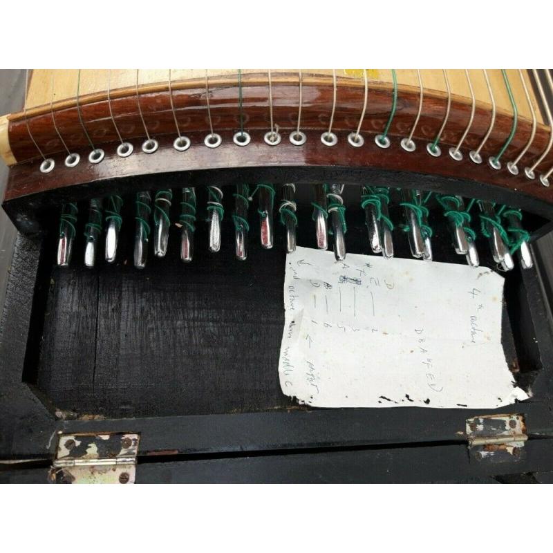 Guzheng - Shanghai Dunhuang 696B 21 String Chinese Instrument guzheng