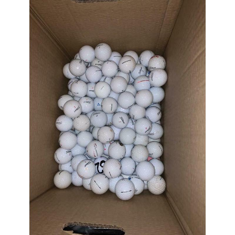 BARGAIN!!! Grade B golf balls for sale ?50 for 100
