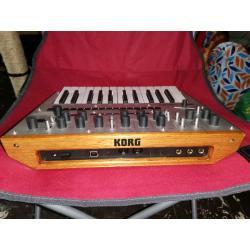 Korg monologue bass Synthesizer