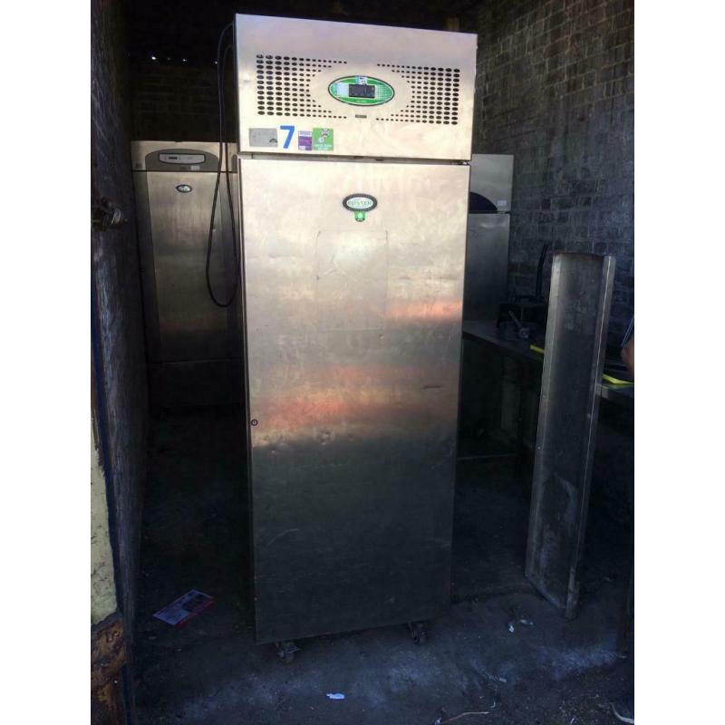 Commercial single door fridge for shop cafe cafe restaurant jsjshsh