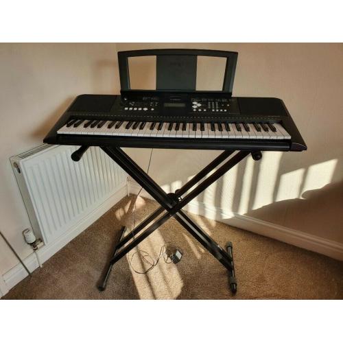 YAMAHA ELECTRIC ORGAN