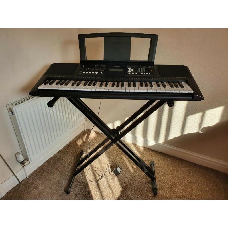 YAMAHA ELECTRIC ORGAN