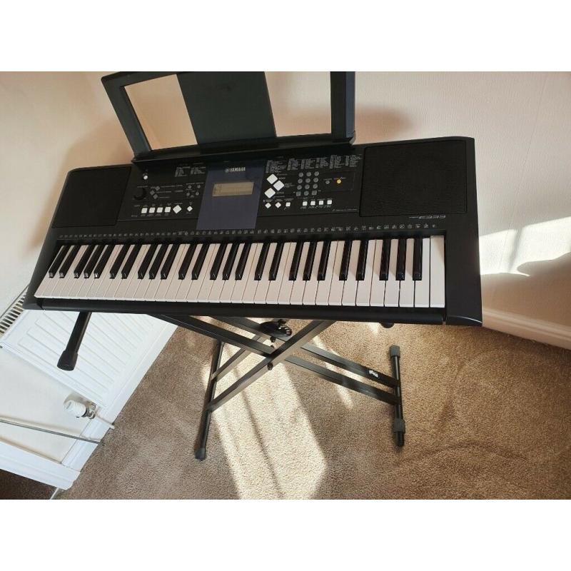 YAMAHA ELECTRIC ORGAN