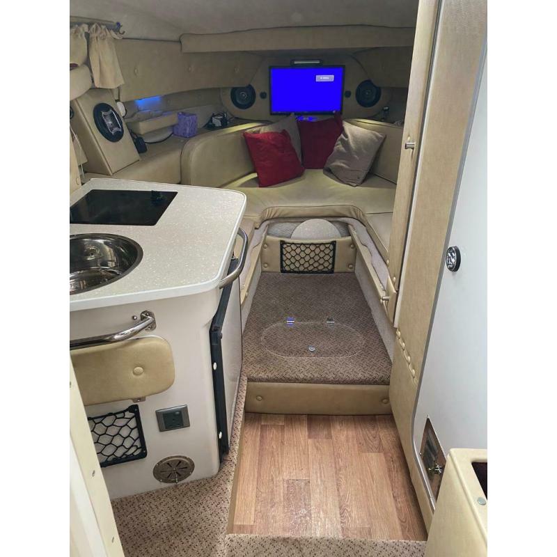 BOAT 24FT SIGNATURE 5.0MPI CRUISER