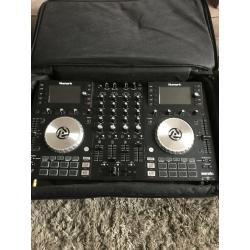 Used Very Good Condition - Nurmak Nv Dj Console with Bag