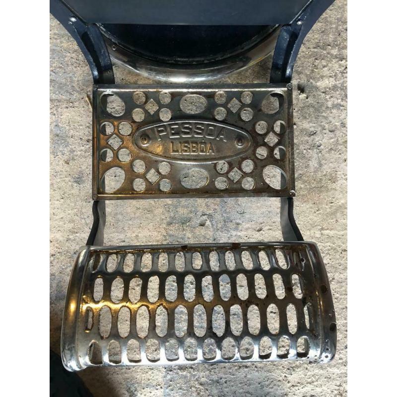 Barber chair