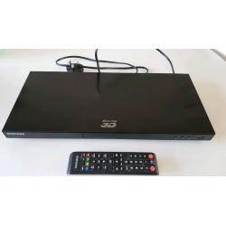 Samsung BD-E6100 3D Smart Blu-ray Player.