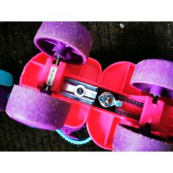 Adjustable girls skates