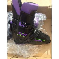 Salomon ski boots boxes size 4/5