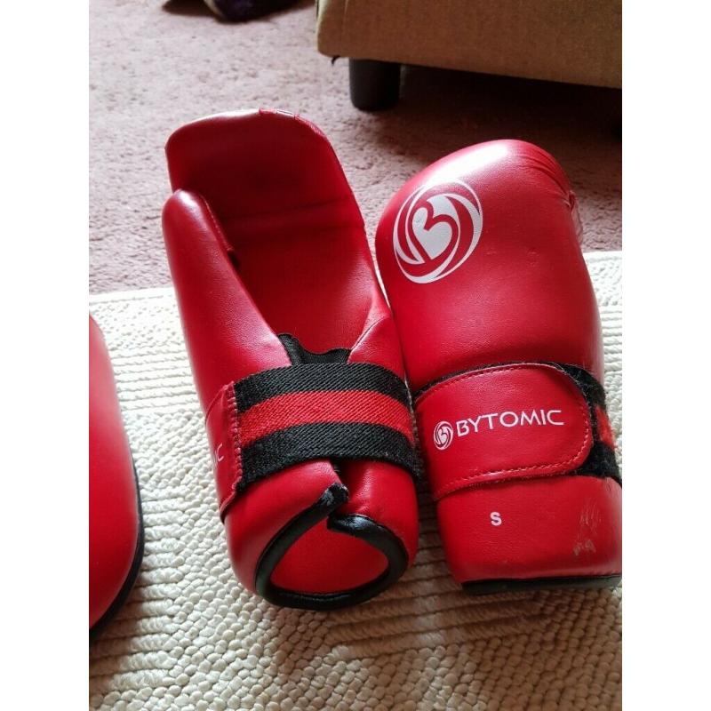 Small Taekwon-do sparring kit