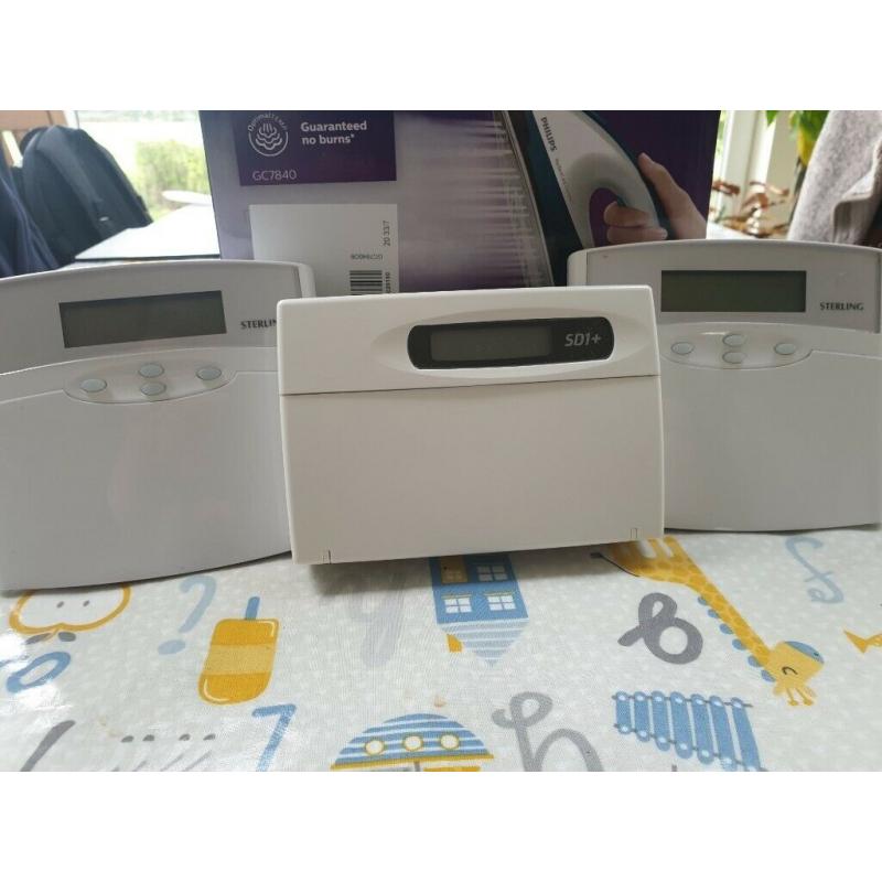Alarm dialler and 2 keypads