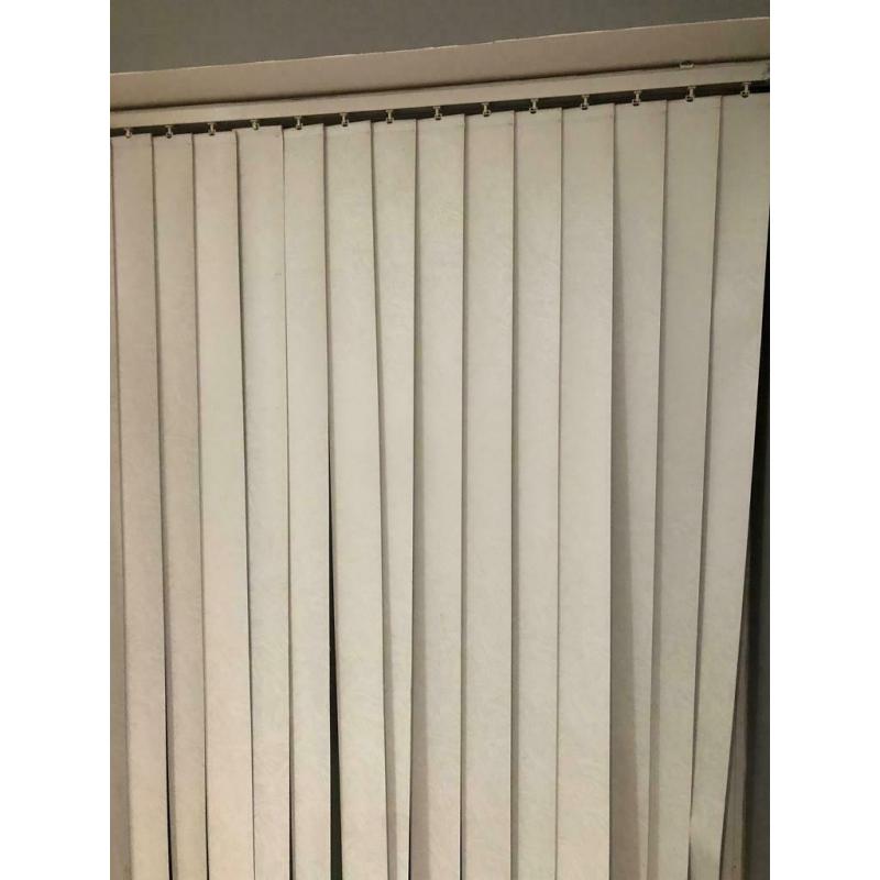 Vertical blinds