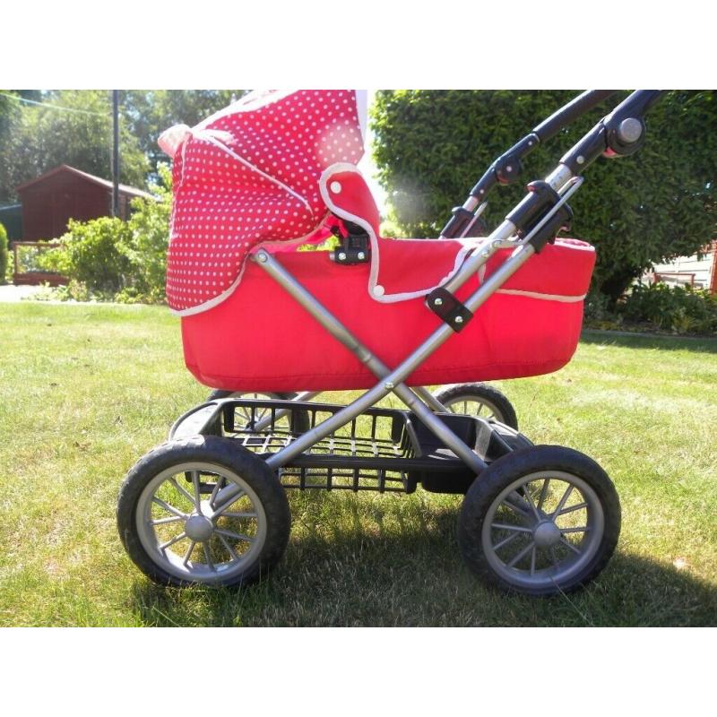 Silver Cross Childs Dolls Pram.