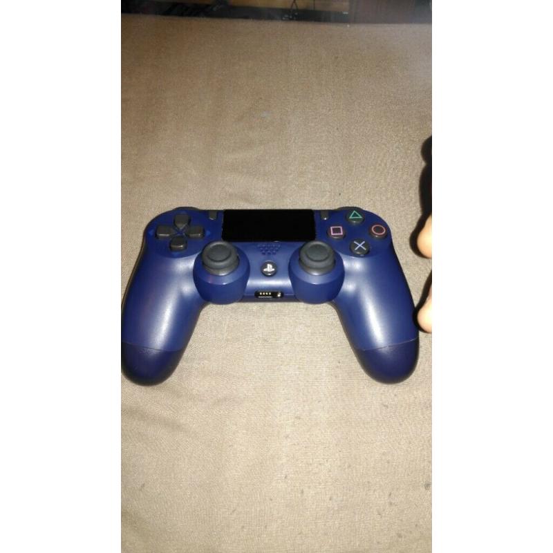 Official ps4 controller (midnight blue)